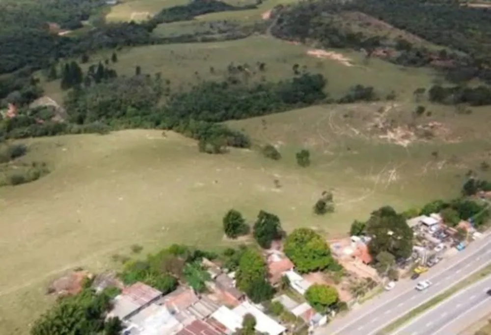 Terreno, 135 hectares - Foto 2