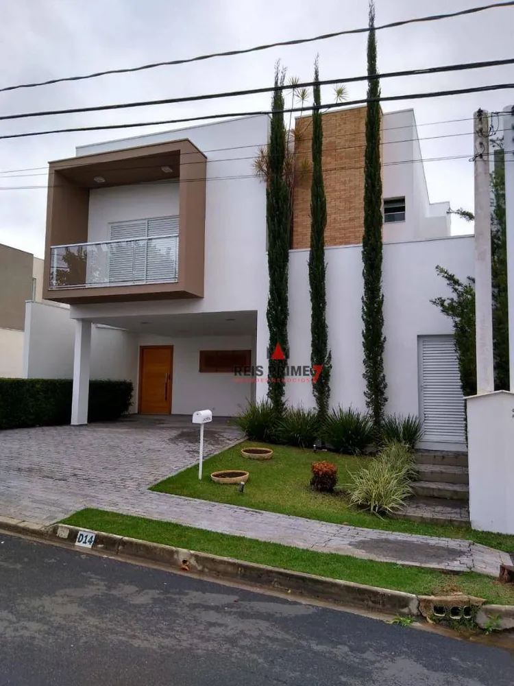 Sobrado, 4 quartos, 440 m² - Foto 1