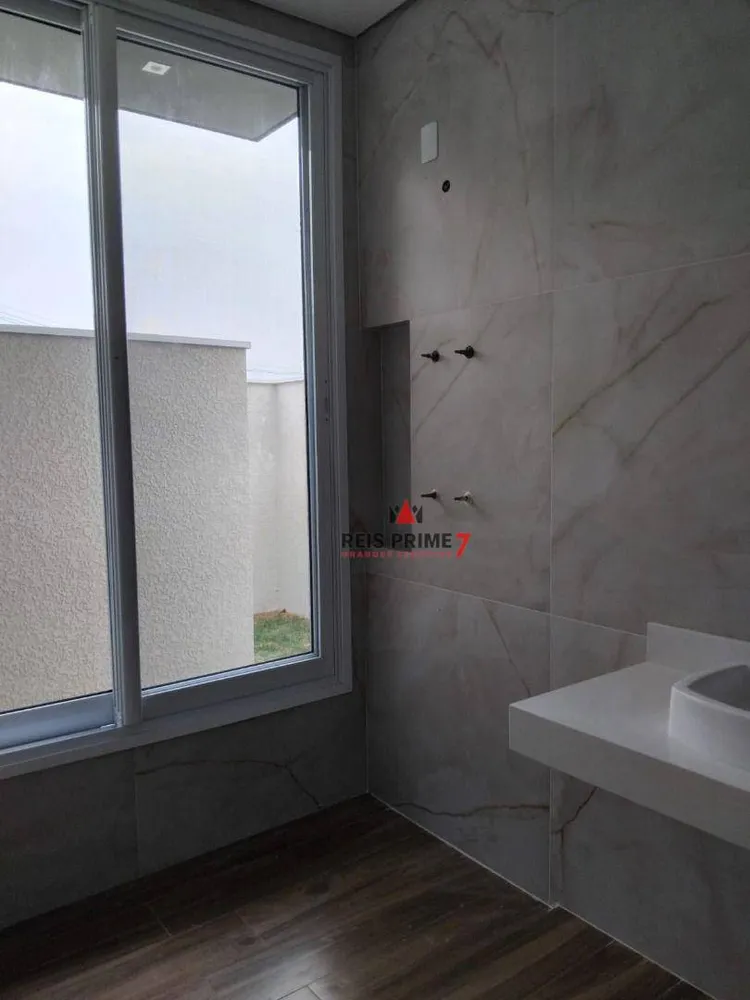 Casa, 3 quartos, 230 m² - Foto 14