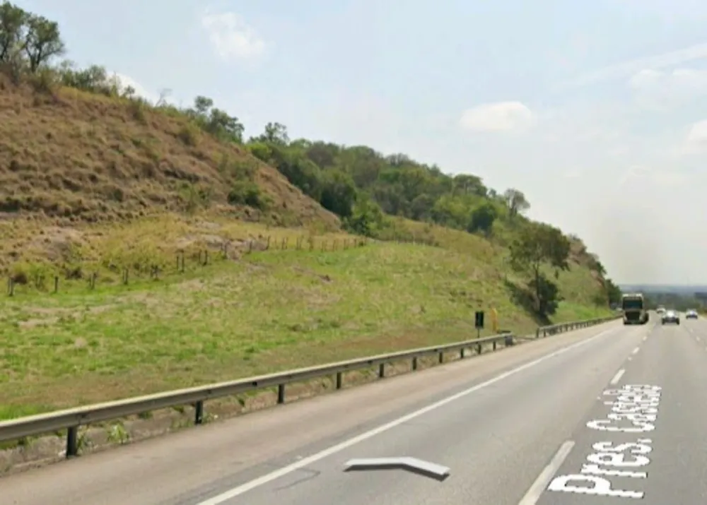 Terreno, 157 hectares - Foto 2