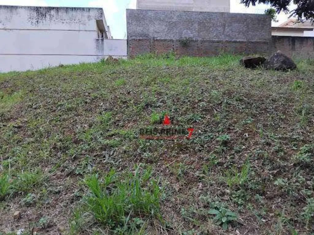 Terreno, 813 m² - Foto 1