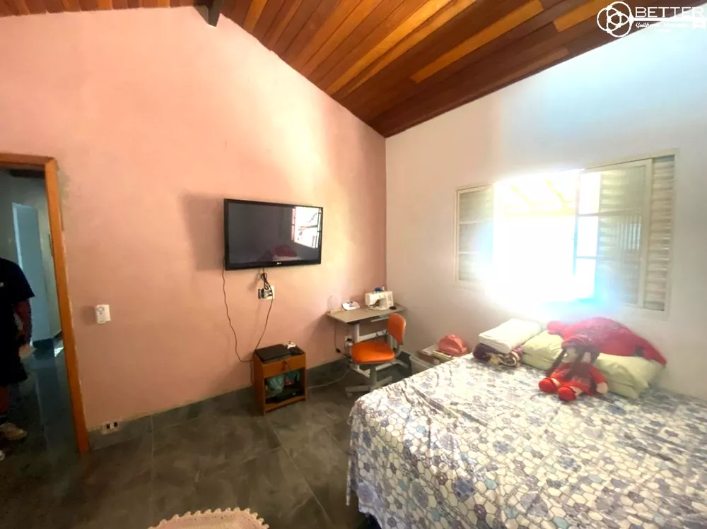 Chácara, 3 quartos, 2500 m² - Foto 2