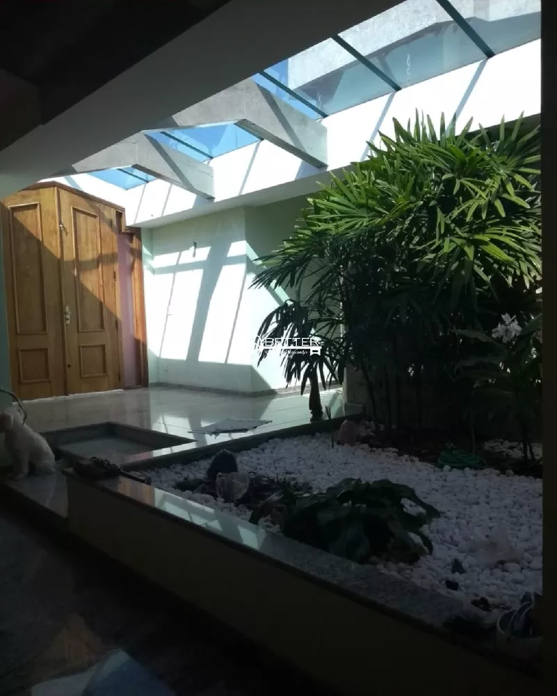 Casa, 4 quartos, 2285 m² - Foto 2