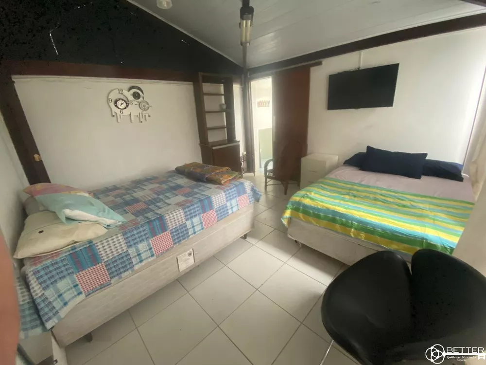Apartamento, 3 quartos, 220 m² - Foto 2