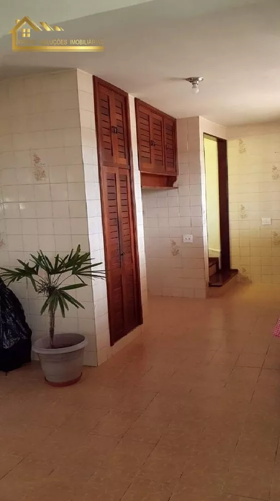 Casa, 3 quartos, 240 m² - Foto 9