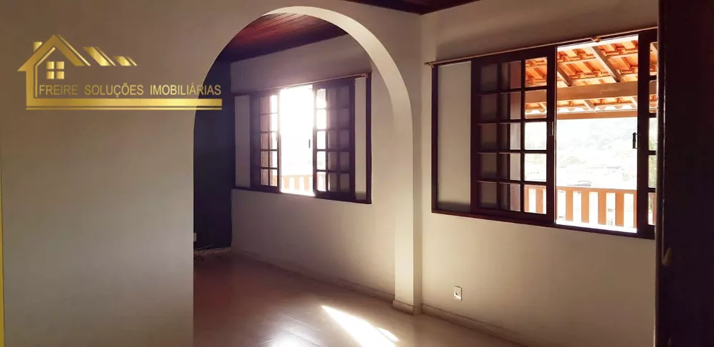Casa, 3 quartos, 240 m² - Foto 13