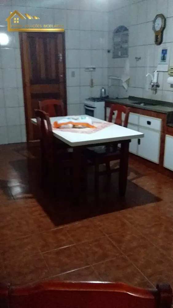 Casa, 7 quartos, 150 m² - Foto 1