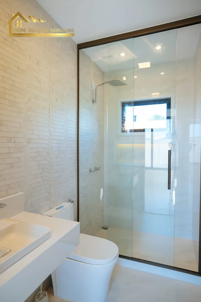 Casa, 3 quartos, 258 m² - Foto 1