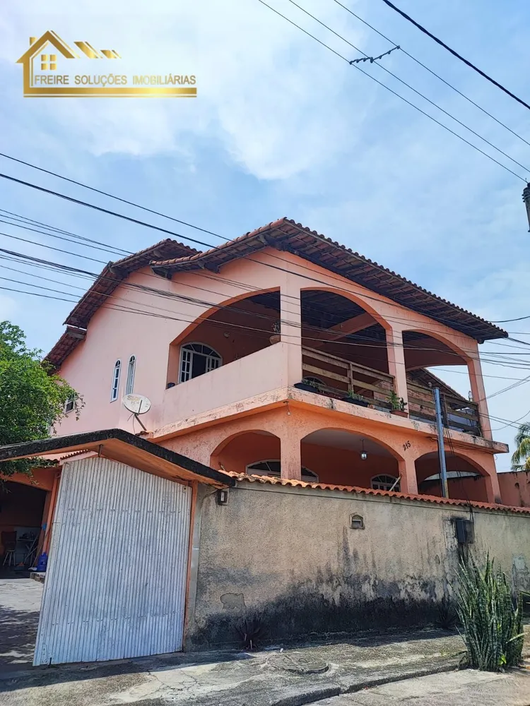 Casa, 4 quartos, 200 m² - Foto 1