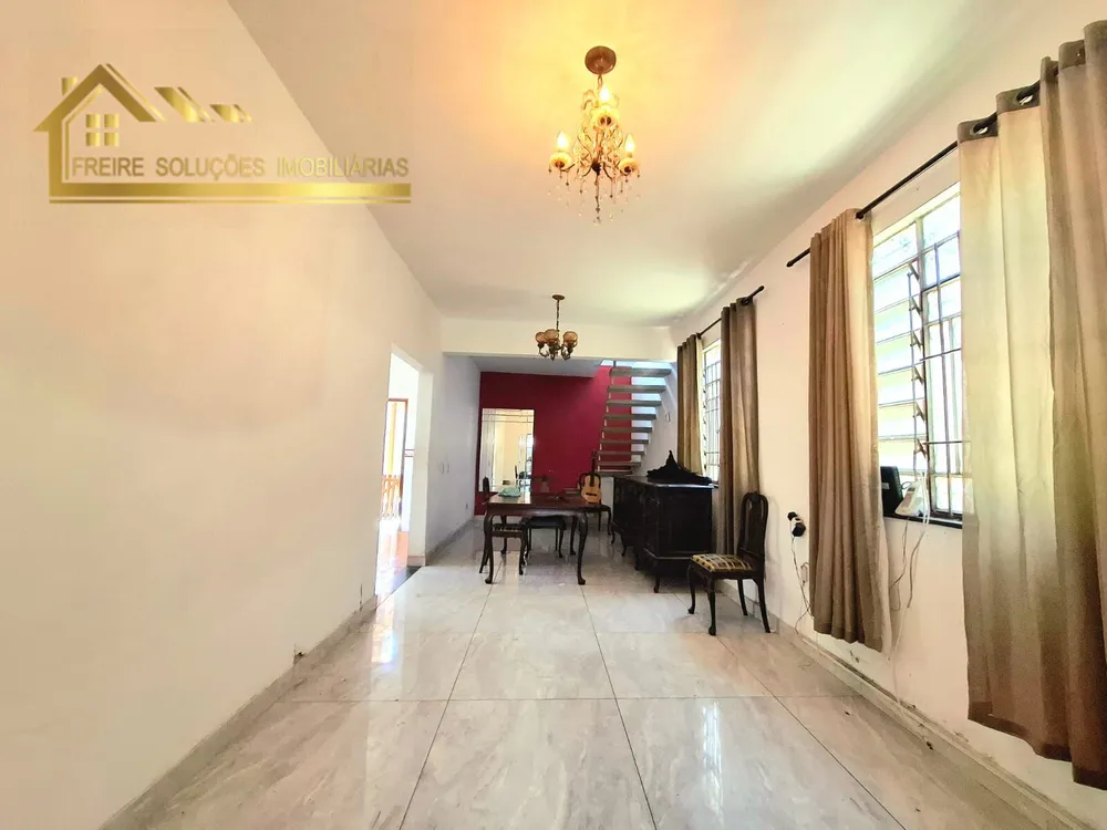 Casa, 3 quartos, 207 m² - Foto 2