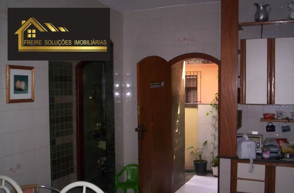 Casa, 4 quartos, 235 m² - Foto 19