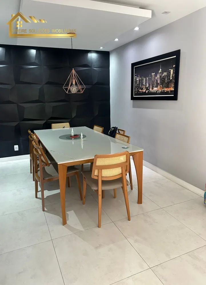 Casa, 3 quartos, 201 m² - Foto 1