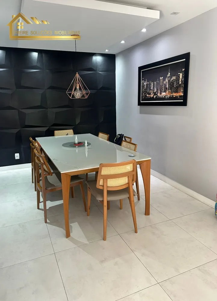 Casa, 3 quartos, 201 m² - Foto 1
