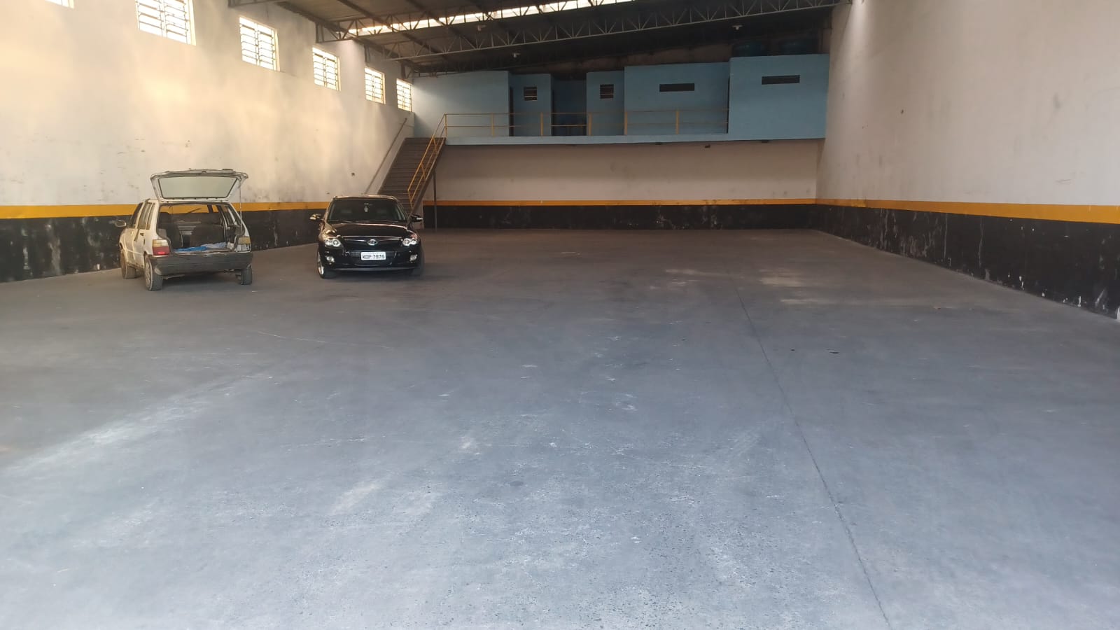 Depósito-Galpão-Armazém para alugar, 900m² - Foto 5