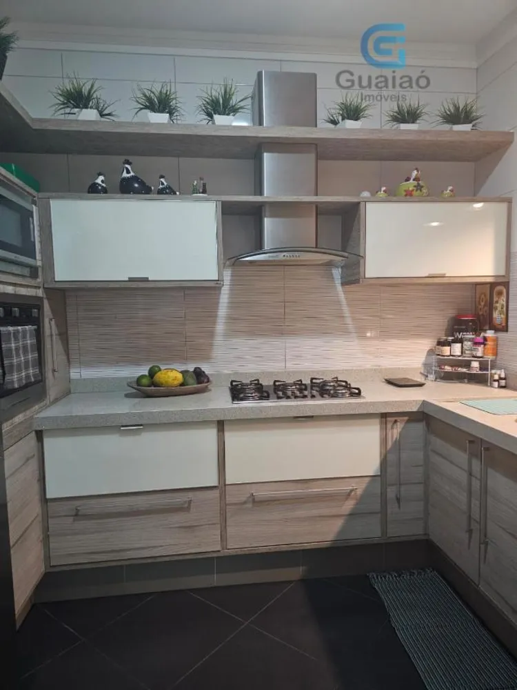 Casa, 3 quartos, 180 m² - Foto 1