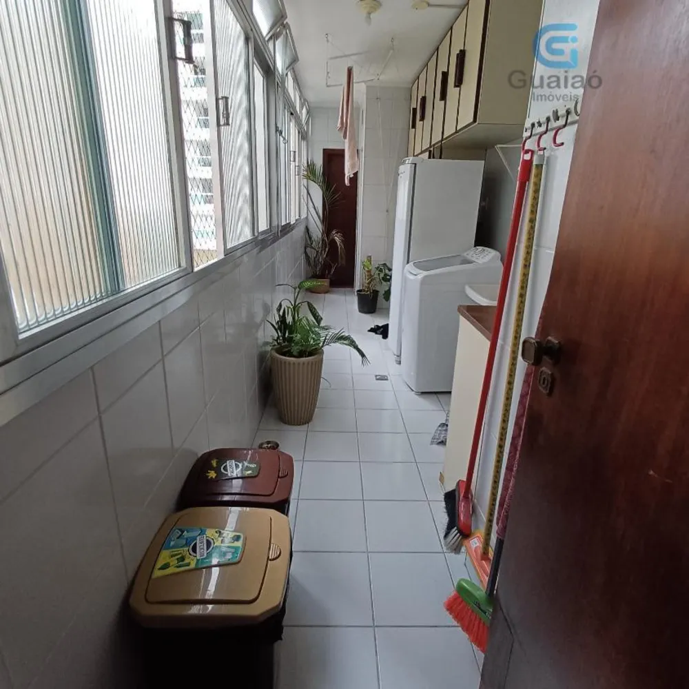 Apartamento, 3 quartos, 208 m² - Foto 1