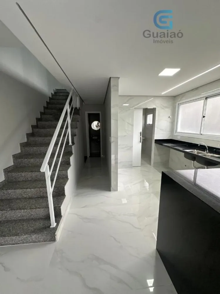 Casa, 3 quartos, 200 m² - Foto 2