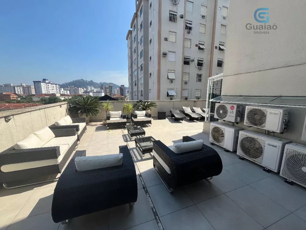 Apartamento à venda com 3 quartos, 217m² - Foto 4