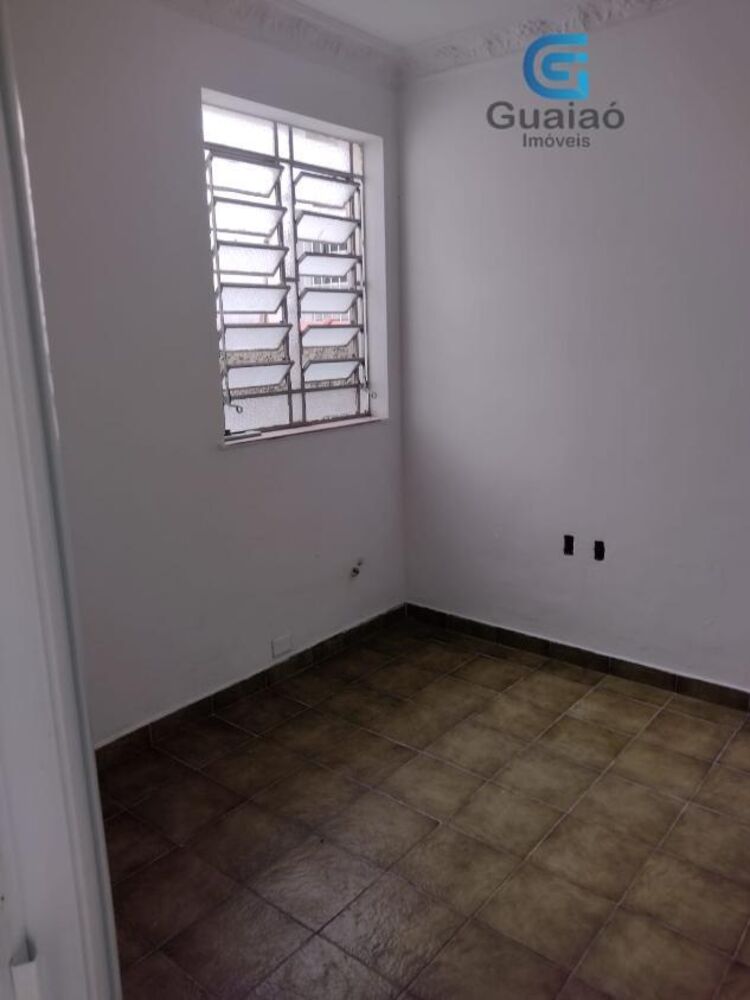 Casa para alugar com 4 quartos, 300m² - Foto 19