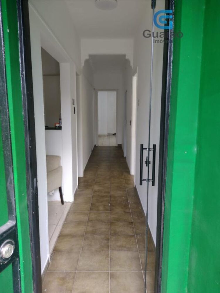 Casa para alugar com 4 quartos, 300m² - Foto 13