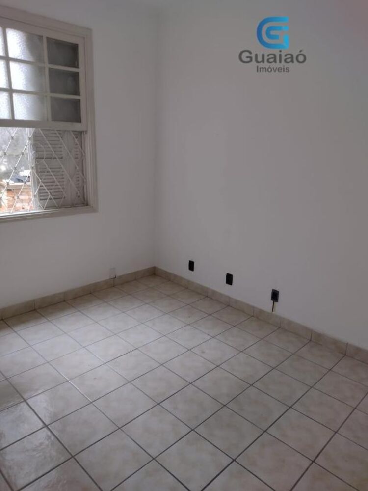 Casa para alugar com 4 quartos, 300m² - Foto 21