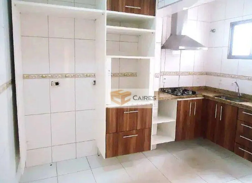 Casa, 3 quartos, 225 m² - Foto 1