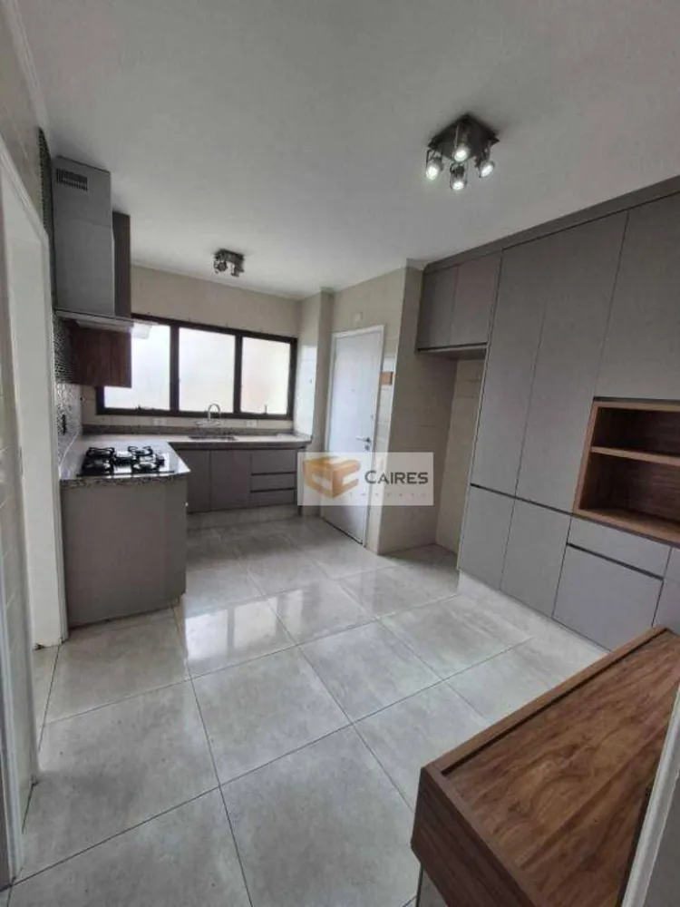 Apartamento, 3 quartos, 121 m² - Foto 2