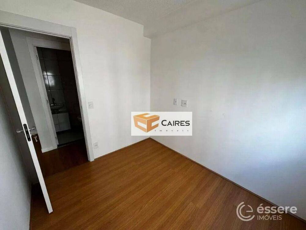 Apartamento para alugar com 2 quartos, 44m² - Foto 4