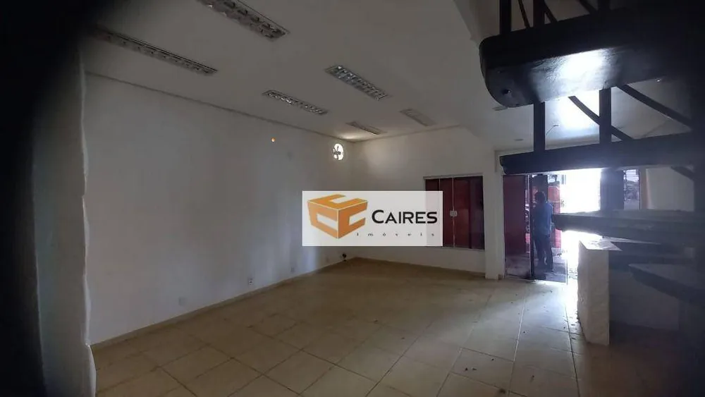 Casa, 3 quartos, 234 m² - Foto 2