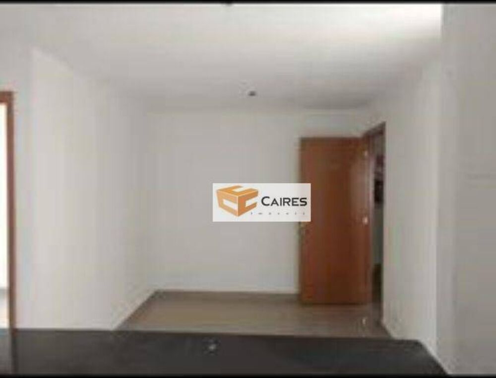 Apartamento à venda com 2 quartos, 40m² - Foto 2
