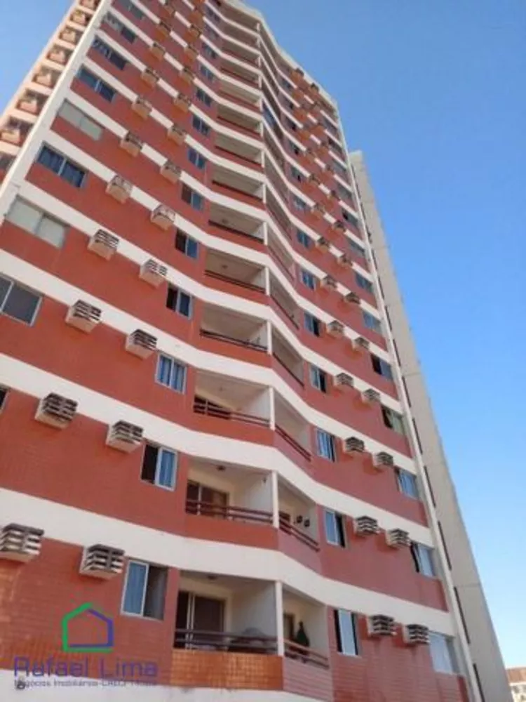 Apartamento à venda com 3 quartos, 68m² - Foto 2