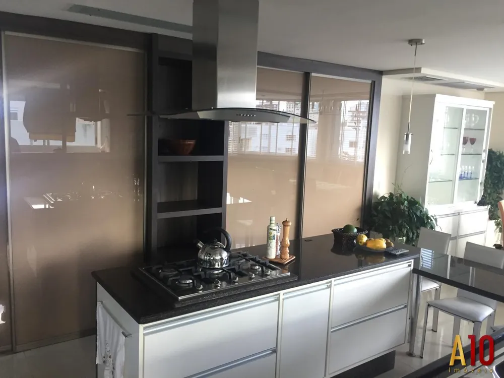 Apartamento, 3 quartos, 252 m² - Foto 11