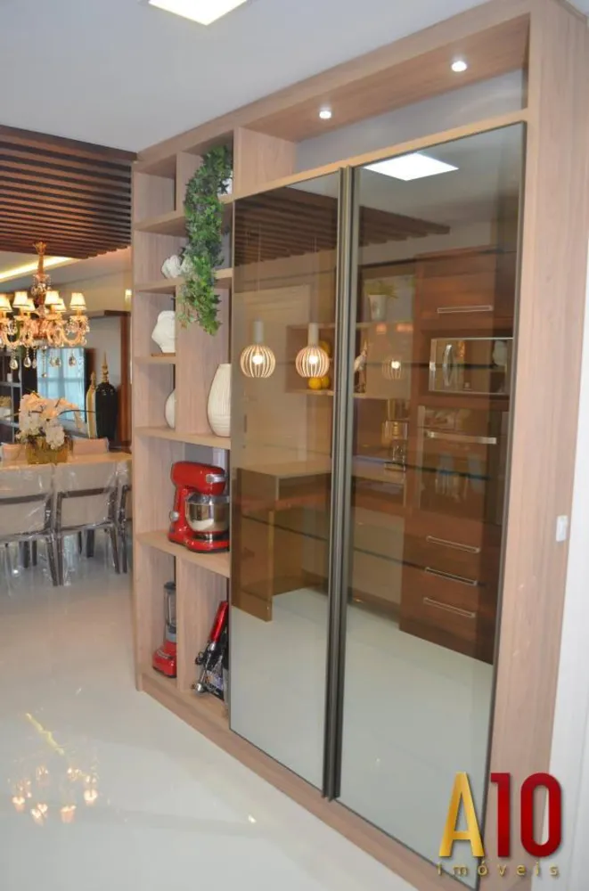Cobertura, 4 quartos, 244 m² - Foto 5