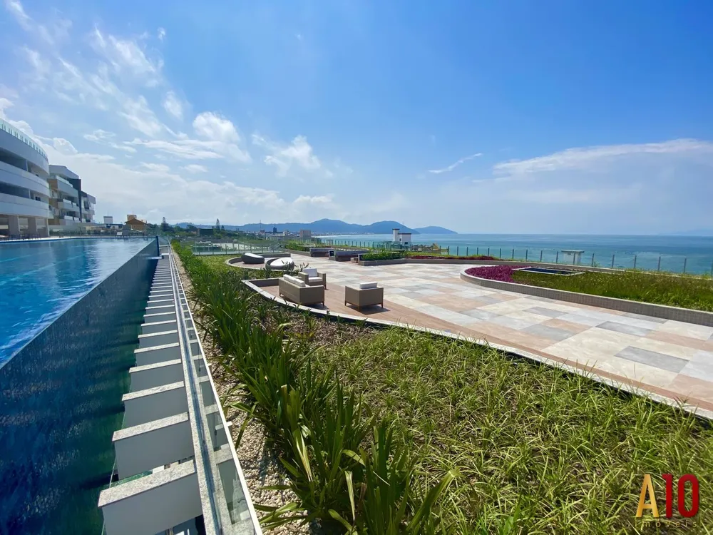 Cobertura, 3 quartos, 211 m² - Foto 1
