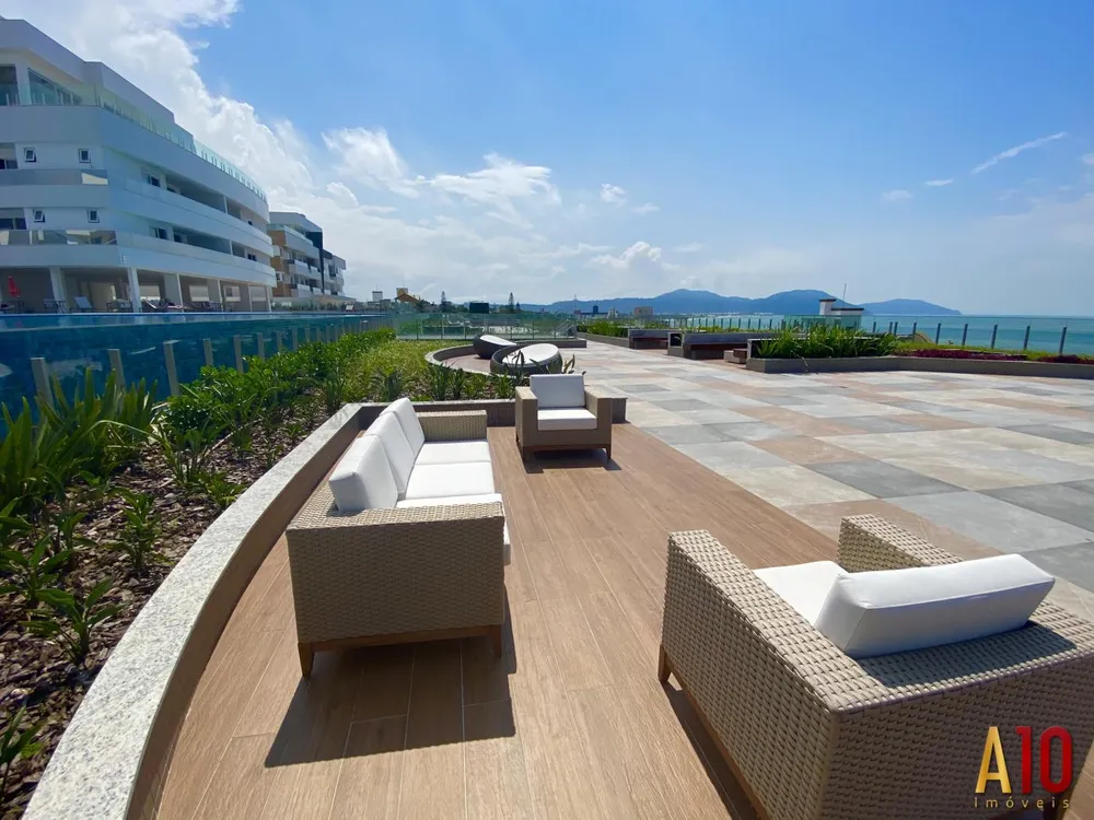 Cobertura, 3 quartos, 211 m² - Foto 3