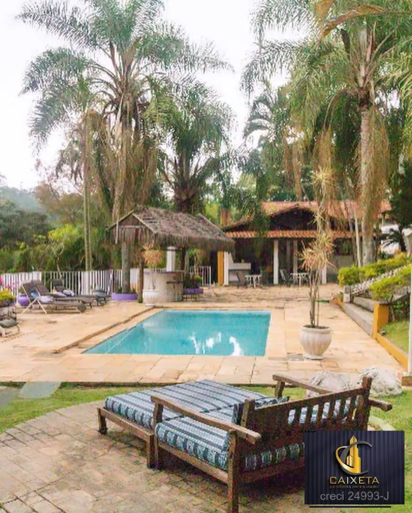 Chácara, 5 quartos, 3000 m² - Foto 1