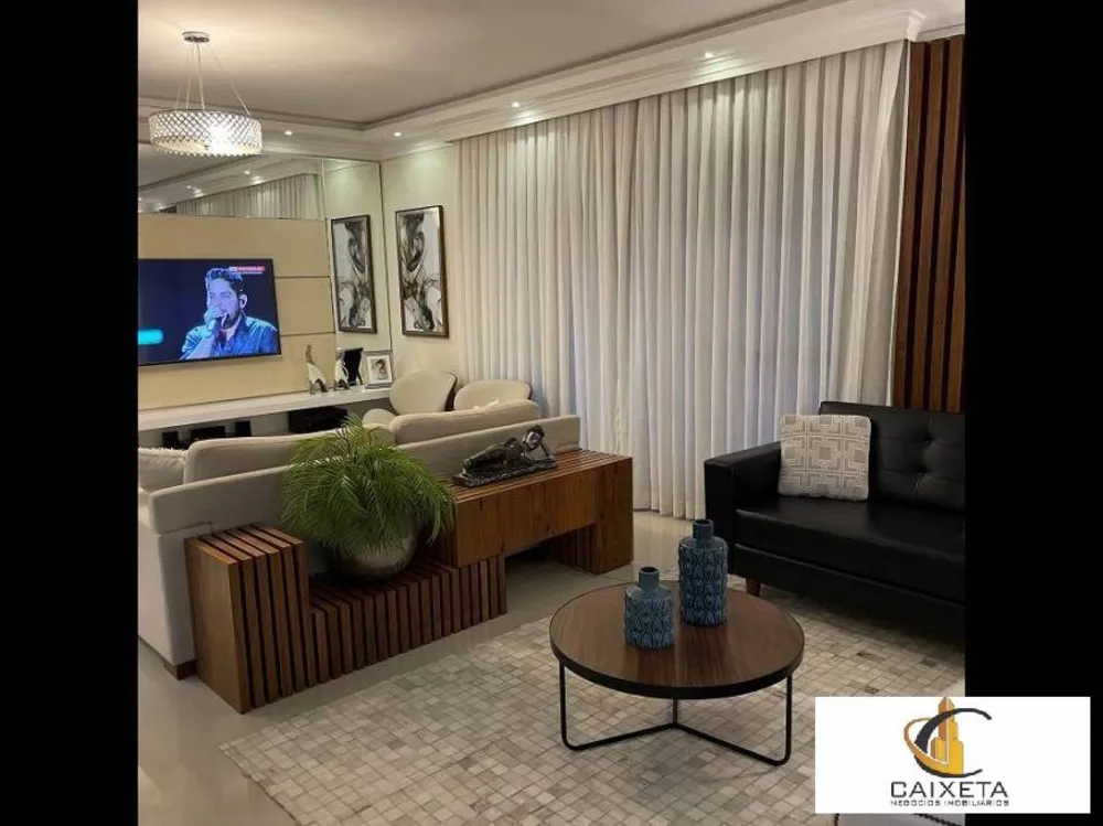 Cobertura, 4 quartos, 218 m² - Foto 2