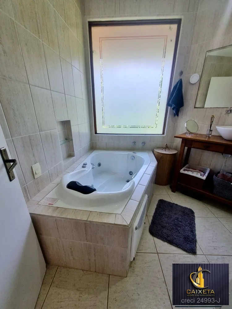 Chácara, 3 quartos, 3000 m² - Foto 9