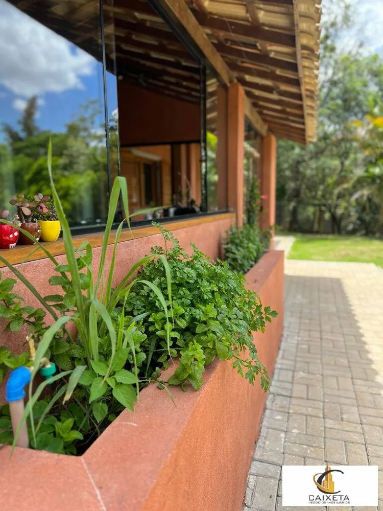 Chácara, 3 quartos, 2500 m² - Foto 4