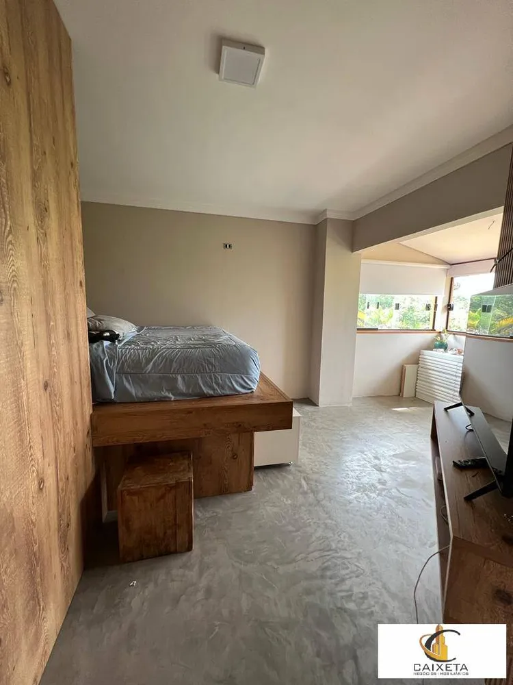 Chácara, 3 quartos, 2500 m² - Foto 9