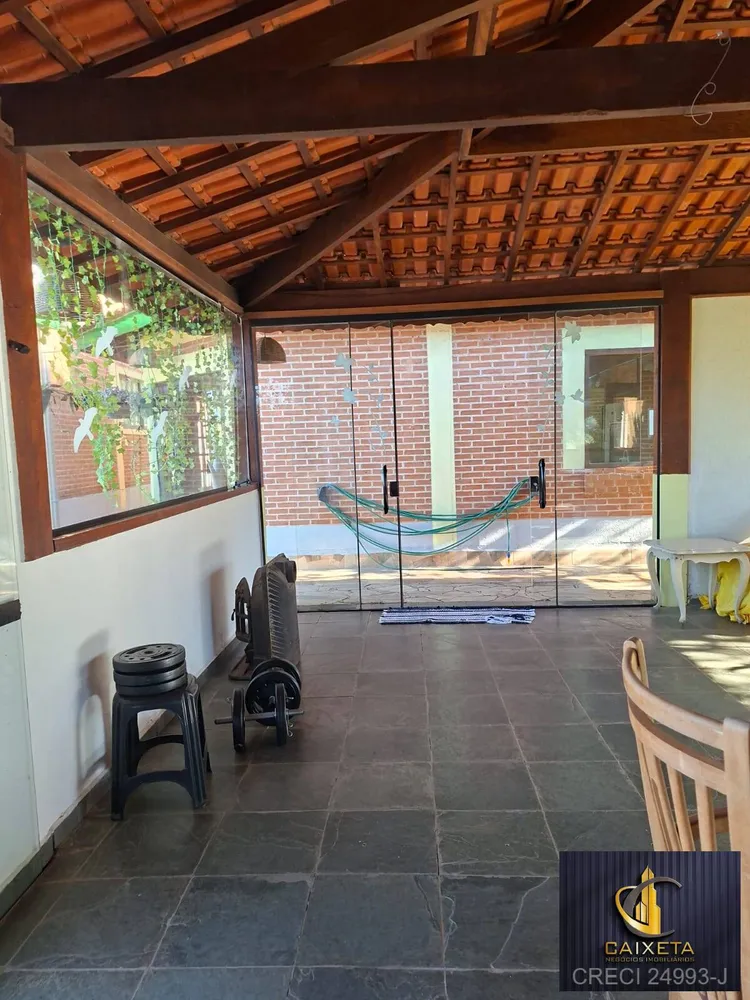 Chácara, 9 quartos, 3500 m² - Foto 4