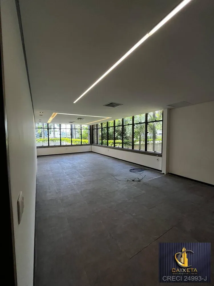 Sala-Conjunto, 550 m² - Foto 17