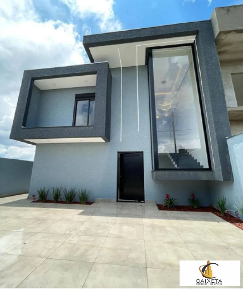 Casa, 3 quartos, 169 m² - Foto 1