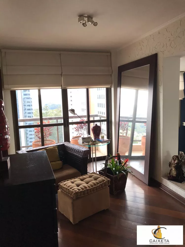 Apartamento à venda com 4 quartos, 289m² - Foto 3