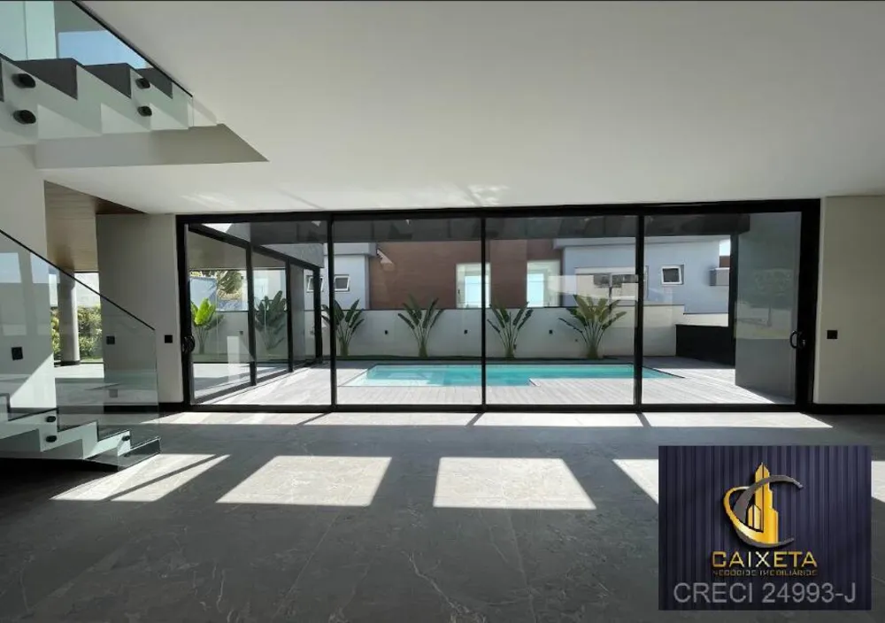 Casa, 4 quartos, 566 m² - Foto 1