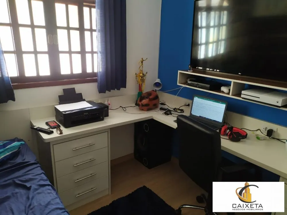 Casa, 4 quartos, 228 m² - Foto 14