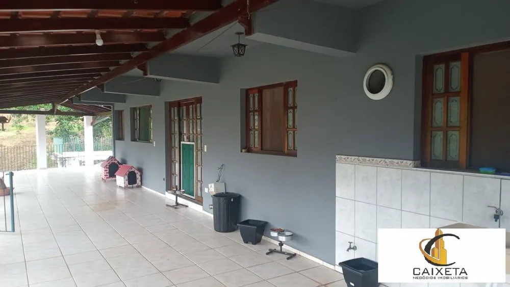 Chácara, 3 quartos, 4200 m² - Foto 2