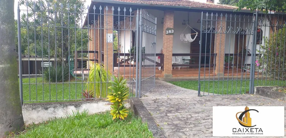 Casa, 2 quartos, 375 m² - Foto 1