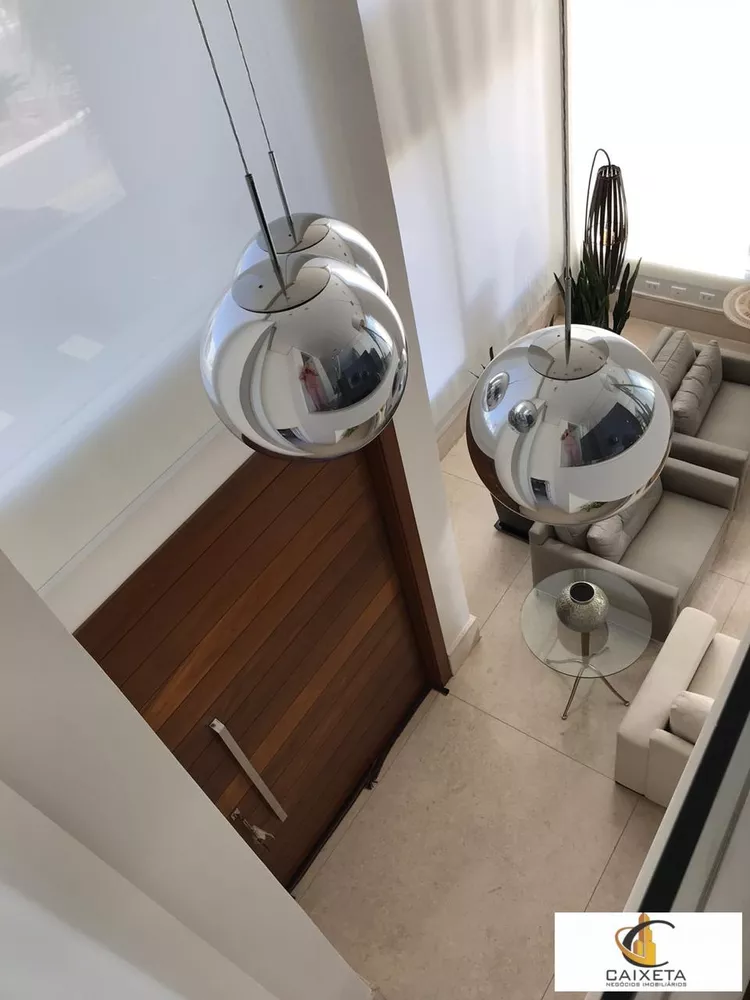 Casa de Condomínio à venda com 4 quartos, 630m² - Foto 1