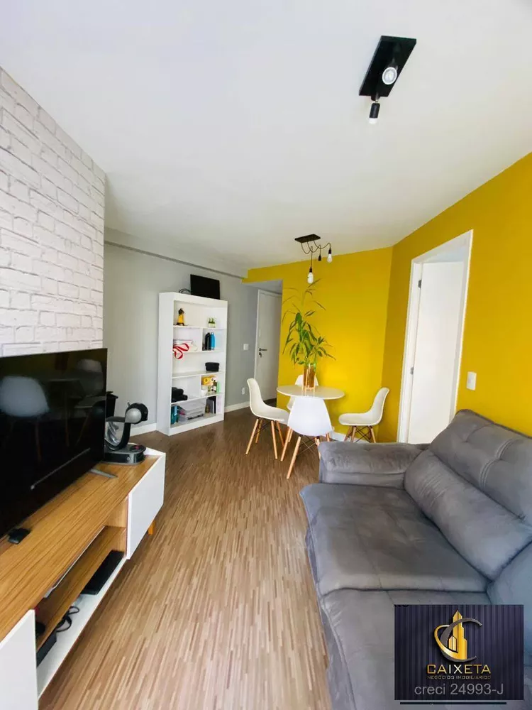 Apartamento à venda com 1 quarto, 40m² - Foto 1